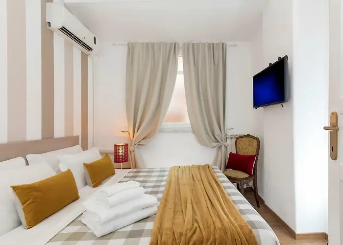New! Spanish Step Design Appartamento *